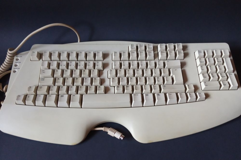 Keyboard and Mouse – Serial Port64751958016513120