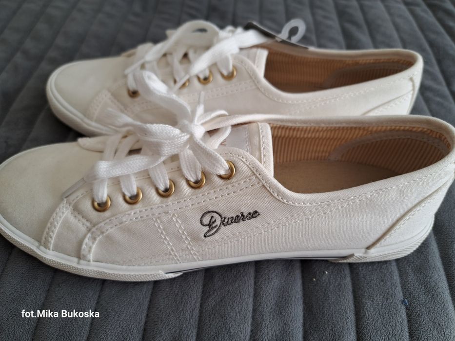 Diverse buty damskie