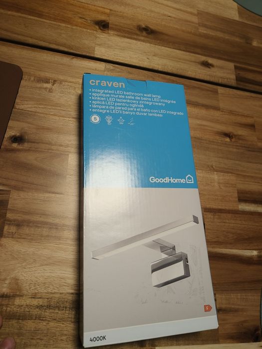 kinkiet LED łazienkowy zintegrowany