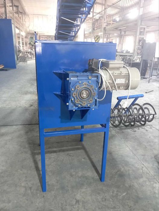 Змішувач кормів, сумішей,кормозмішувач горизонтальний