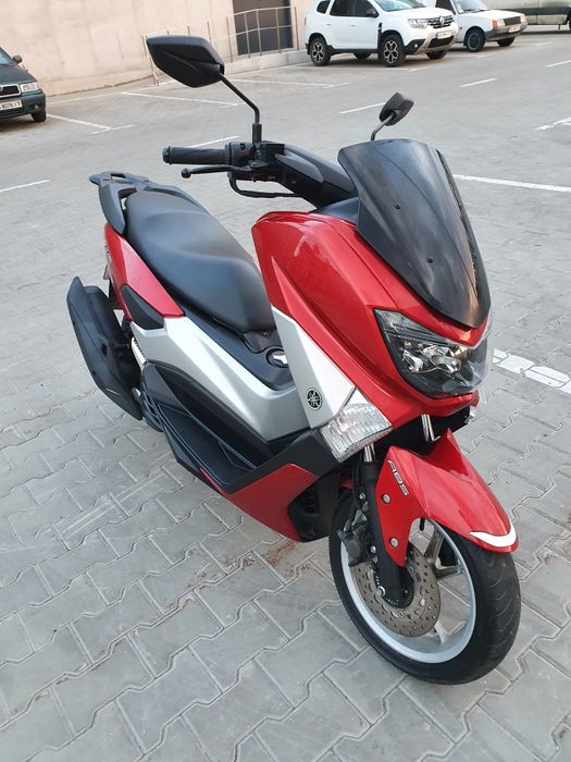 Yamaha Nmax 125 с контейнера макси скутер