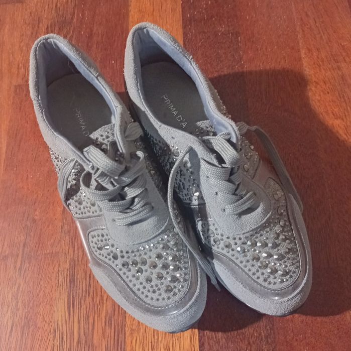 Кроссовки женские , 38р