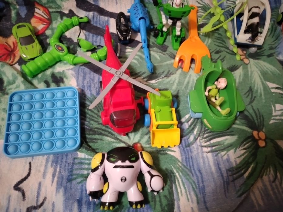 Віддамо іграшки для дітей