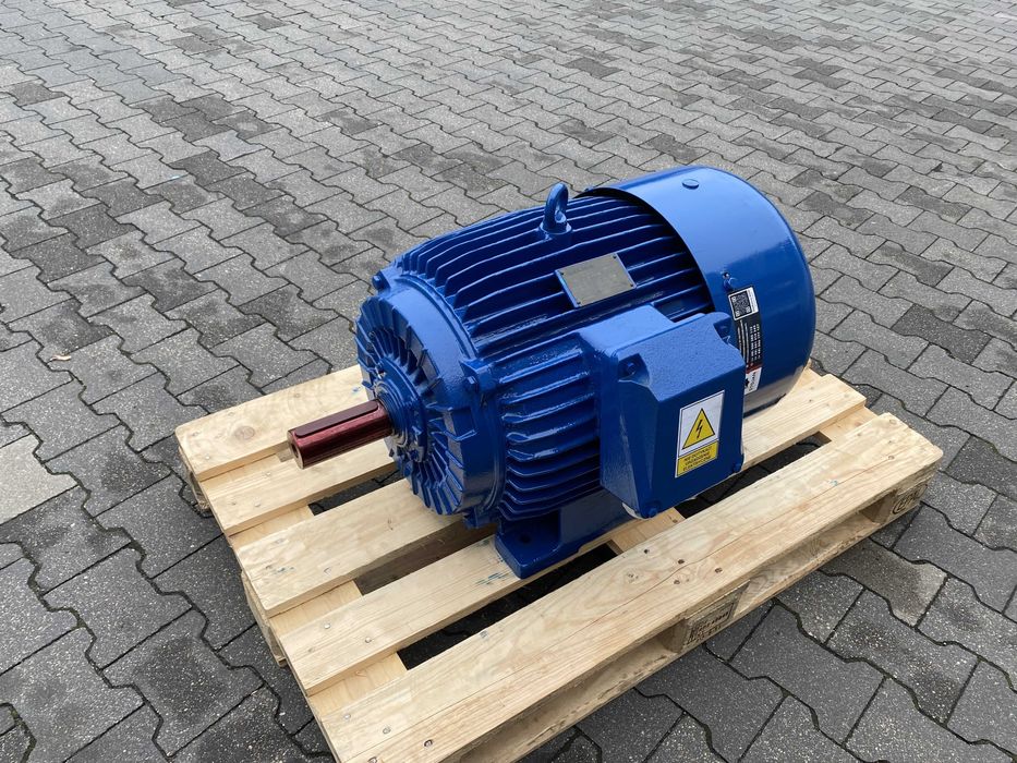 silnik elektryczny 37kW 2960obr. 3fazowy CELMA