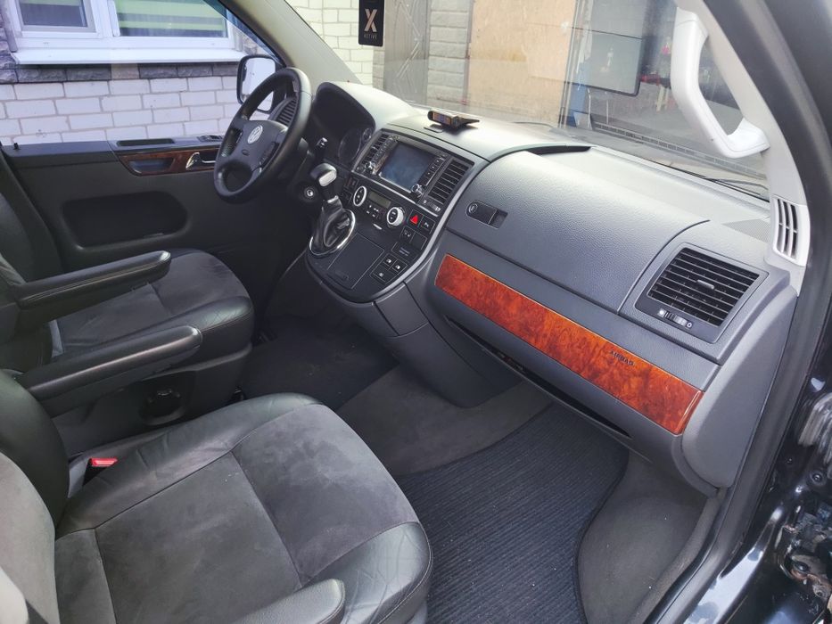 Volkswagen Multivan 2008 рік 2.5 дизель