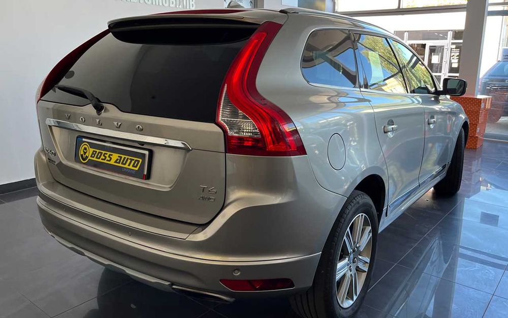 Volvo XC60  2016