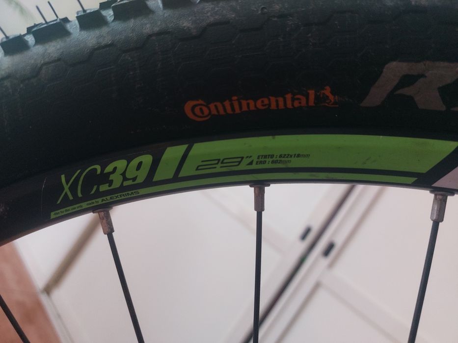 Bicicleta Scott Spark 960 com muitos extras