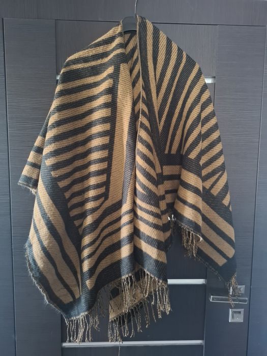 Poncho narzuta damska