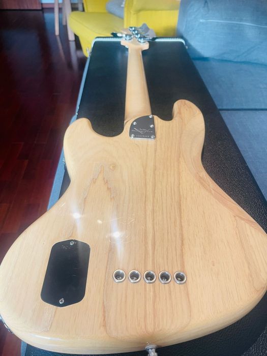 Baixo Fender 75 Jazz Bass Custom Shop