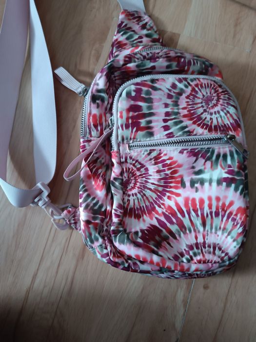 Plecaczek damski mały