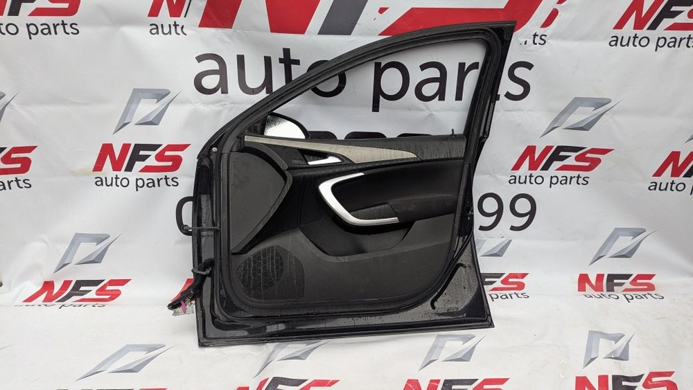 Передні праві двері opel insignia a універсал