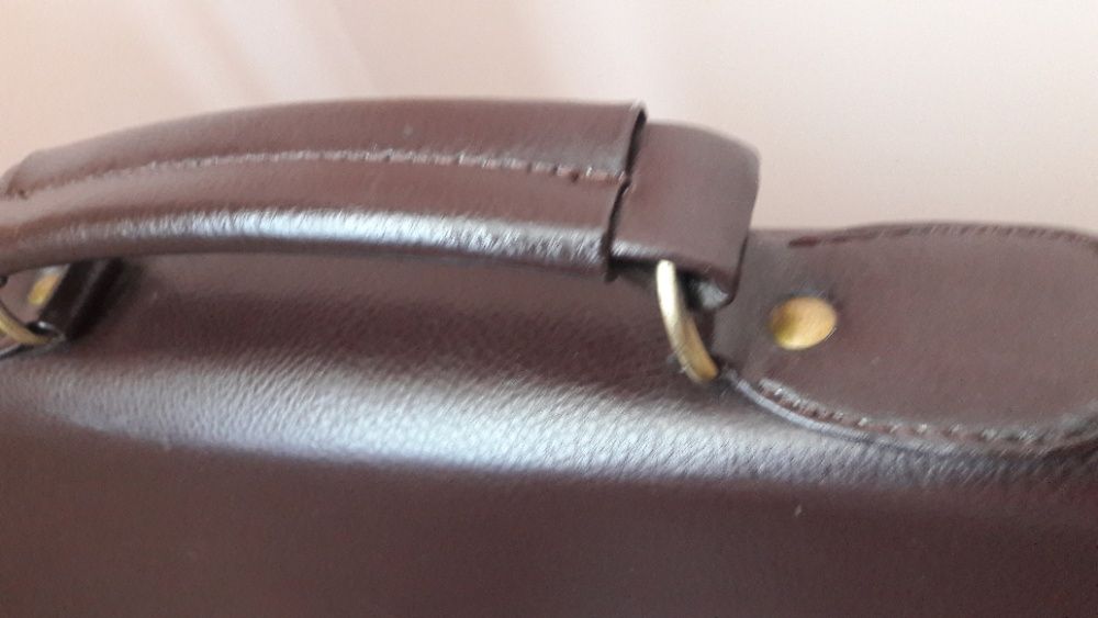 Портфель кожаный GARDINI