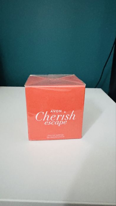 Woda perfumowana Avon Cherish escape