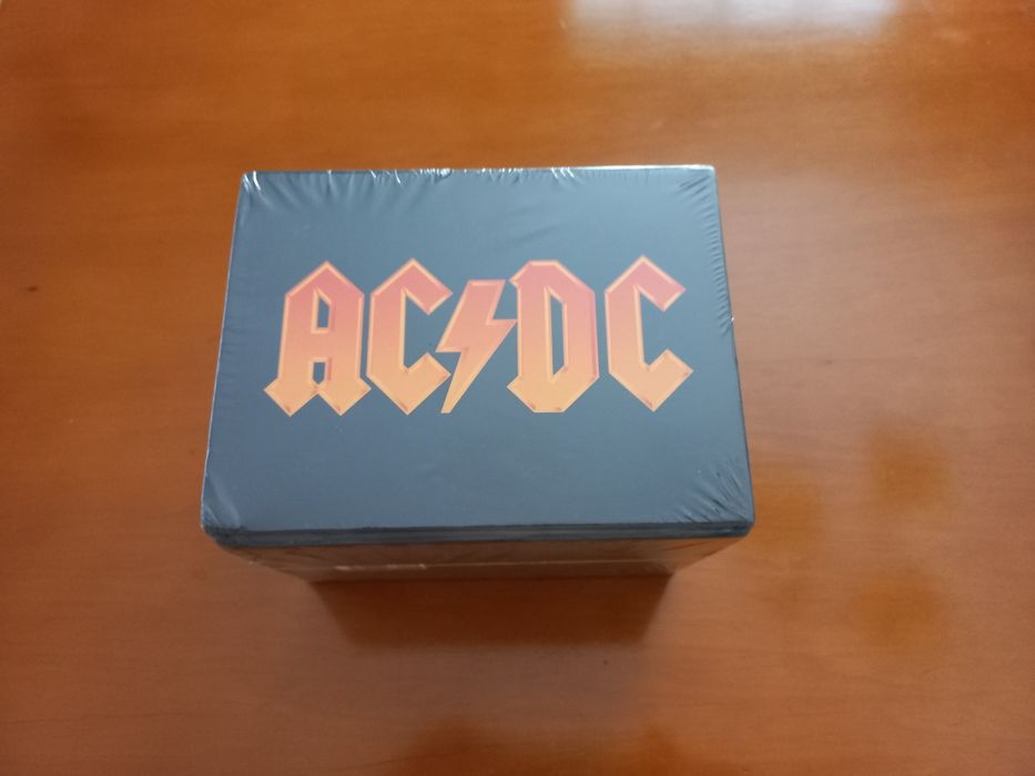 Подарочные CD box set (Queen,Kiss,Abba,Bob Marley,Eagles,Bob Dylan)!