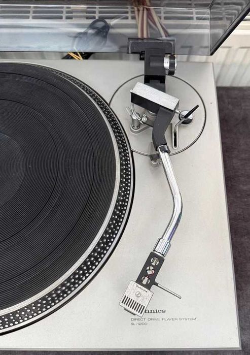 Technics SL-1200 MK1 Plattenspieler