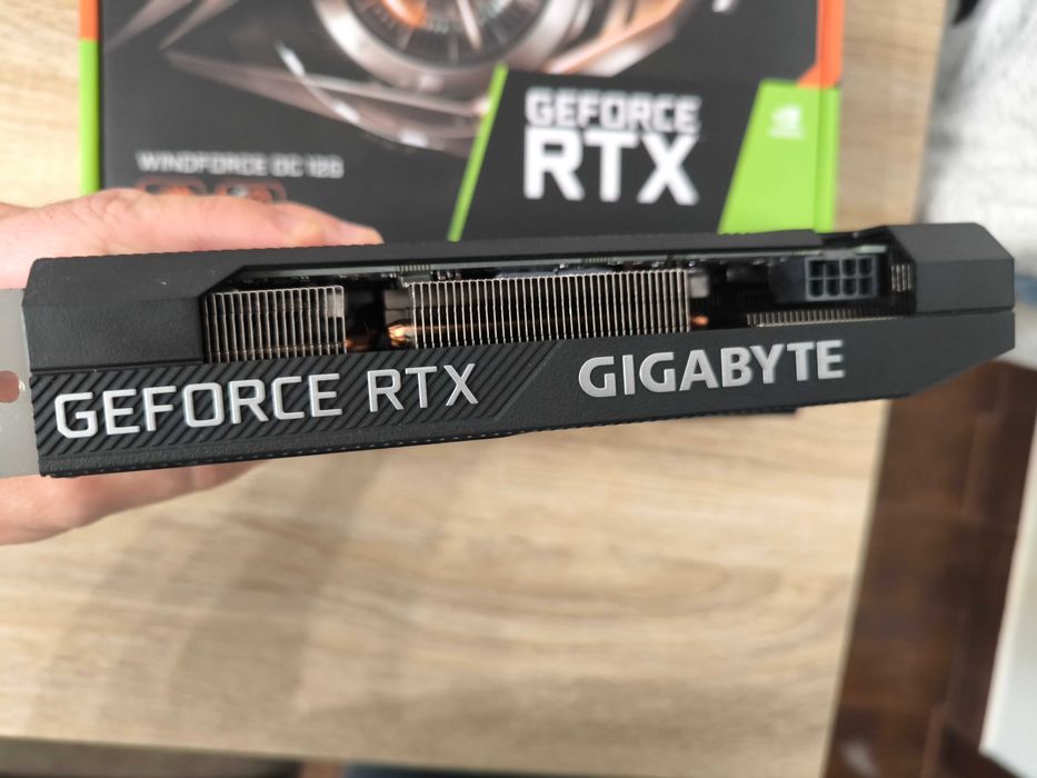 Placa gráfica RTX 3060 12gb em perfeito estado