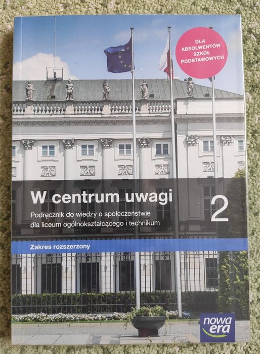 Podręcznik W centrum uwagi 2 poziom rozszerzony wydawnictwo Nowa Era