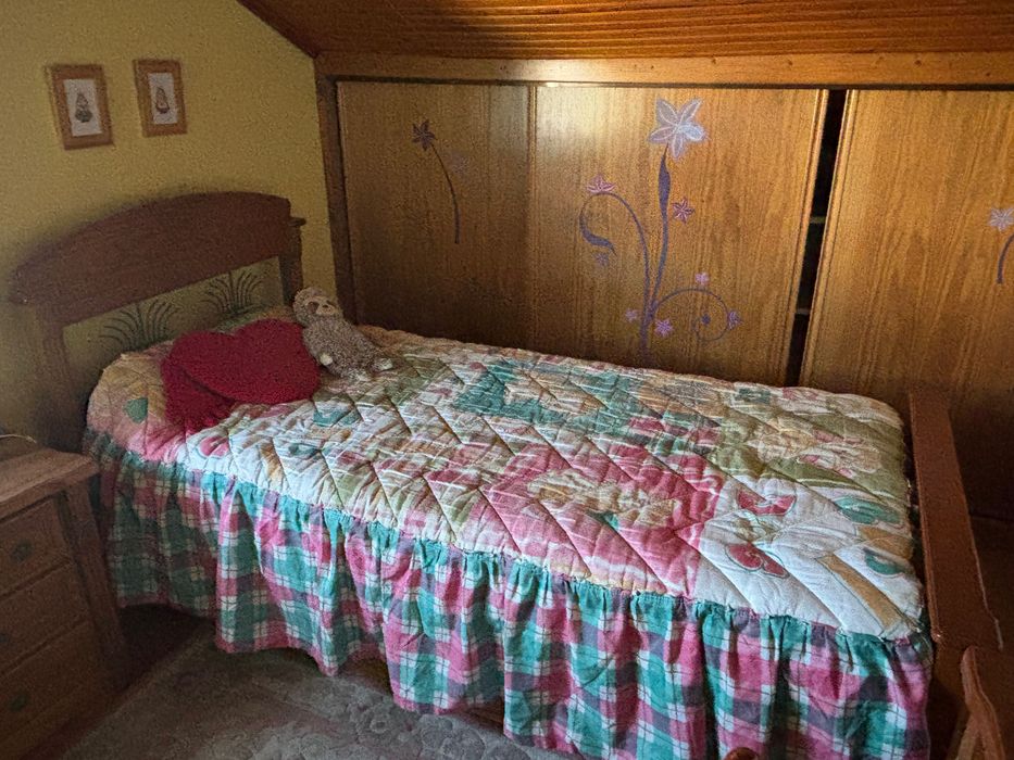 Vendo cama de solteiro