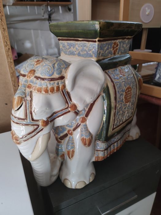 Duży stary ceramiczny słoń indyjski vintage lata 70 kwietnik