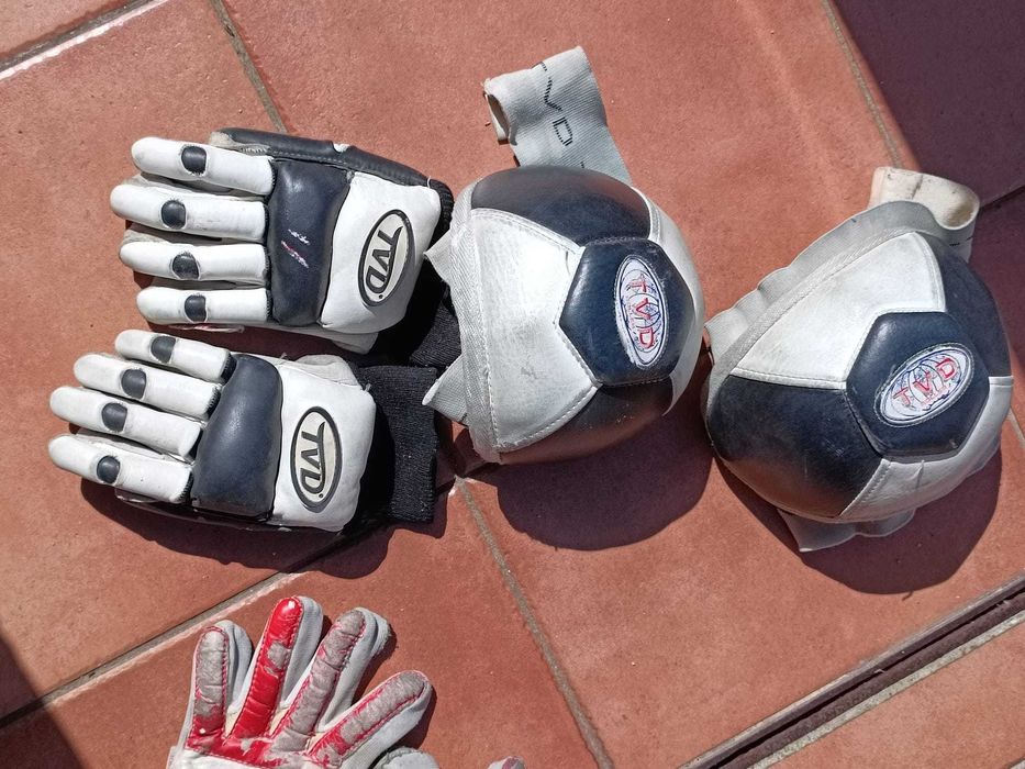 Equip. Guarda redes de Hoquei - Juvenil