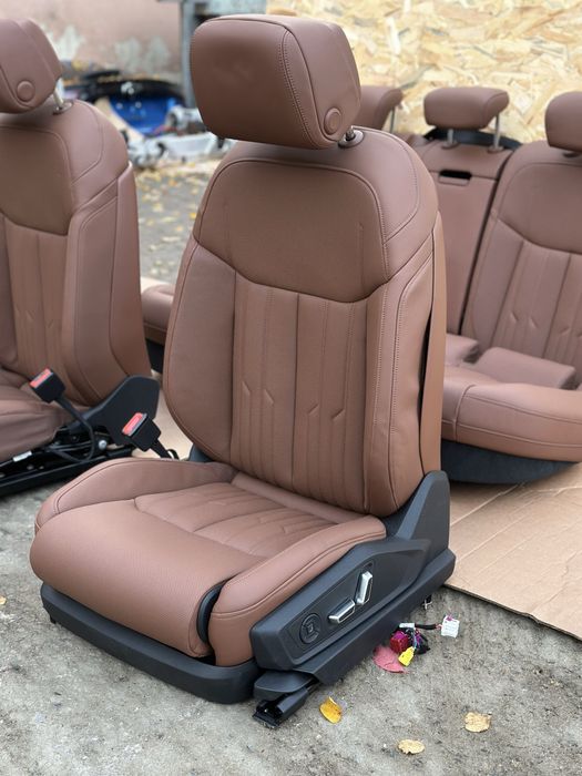 Салон Сидения Ауди Етрон Audi Etron Кресло Сидіння
