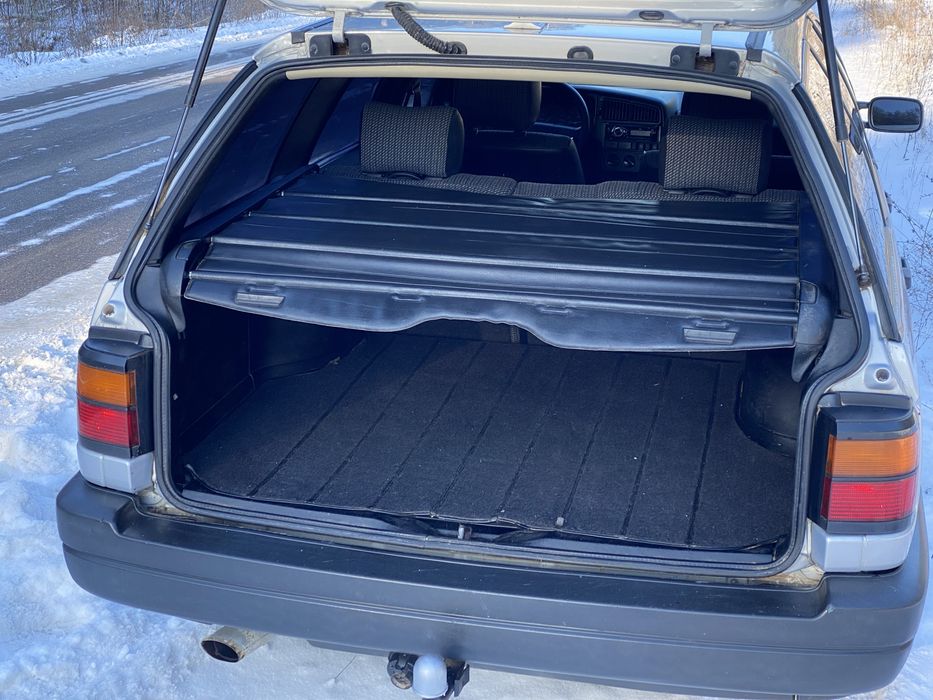 Volkswagen Passat B3 original універсал рідна фарба фольксваген пассат