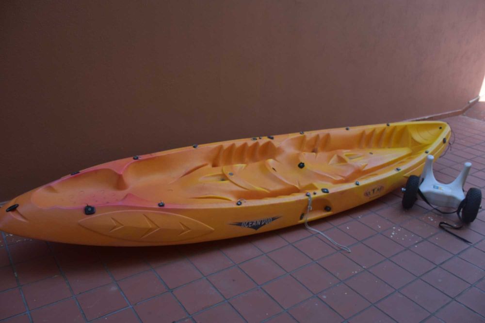 Caique / canoa "sit on top RTM Ocean Duo com carrinho