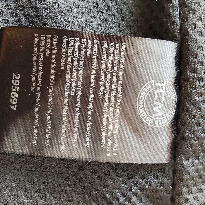 Kurtka Tchibo czarna, funkcyjna, rozmiar 42