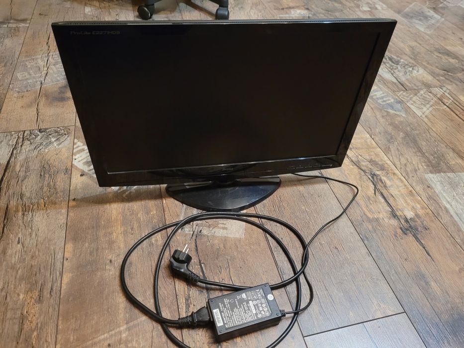 Monitor 22 calowy Iiyama