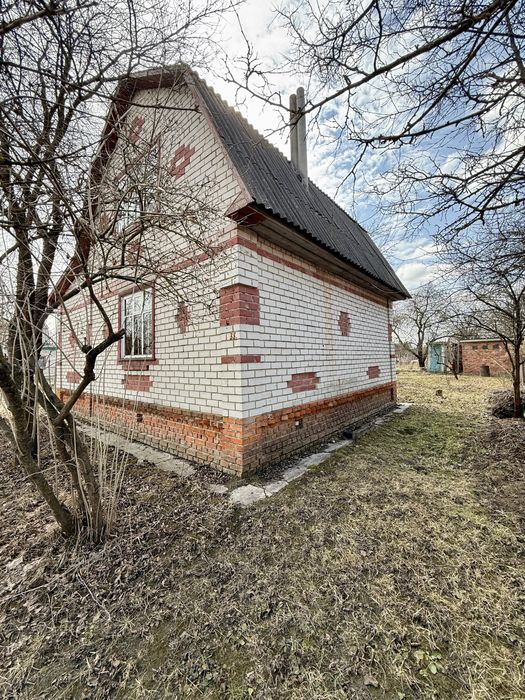 Дачний цегляний будинок в Березанці
