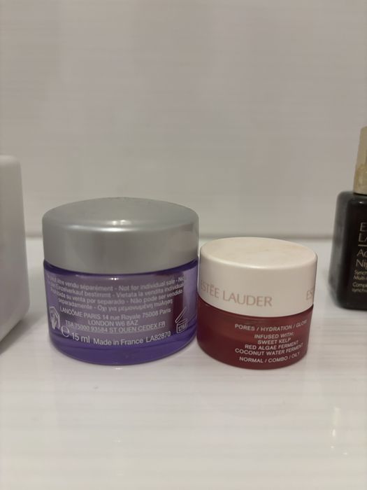 Puste pojemniki Estee Lauder 6 szt