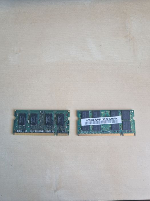 Memórias RAM SO-DIMM 2x 1GB DDR2 667MHz