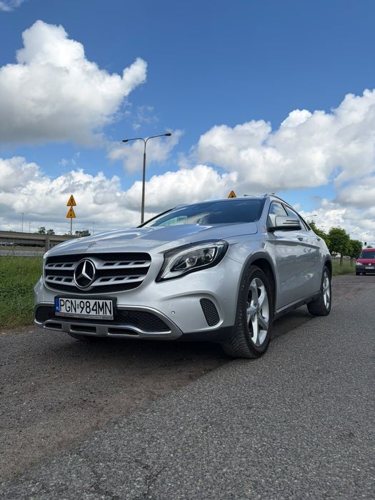 Mercedes GLA 180