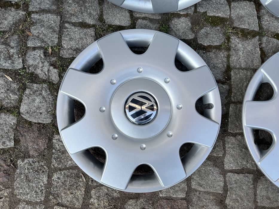 Kołpaki Volkswagen  Caddy Golf R16  komplet Ładne