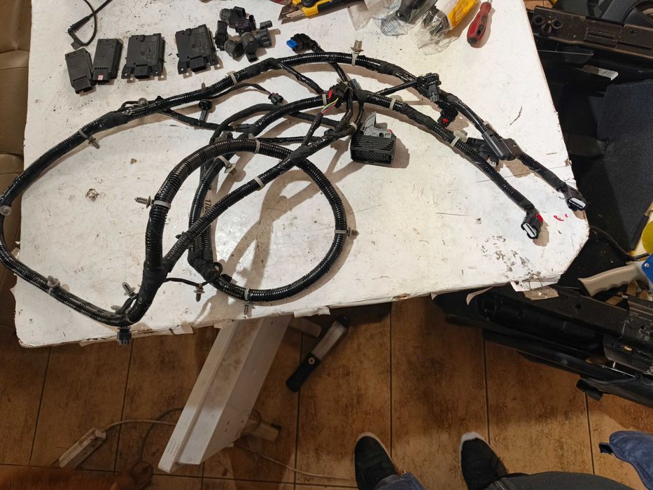 проводка блоки CHEVROLET Equinox Ev cadillac lyriq