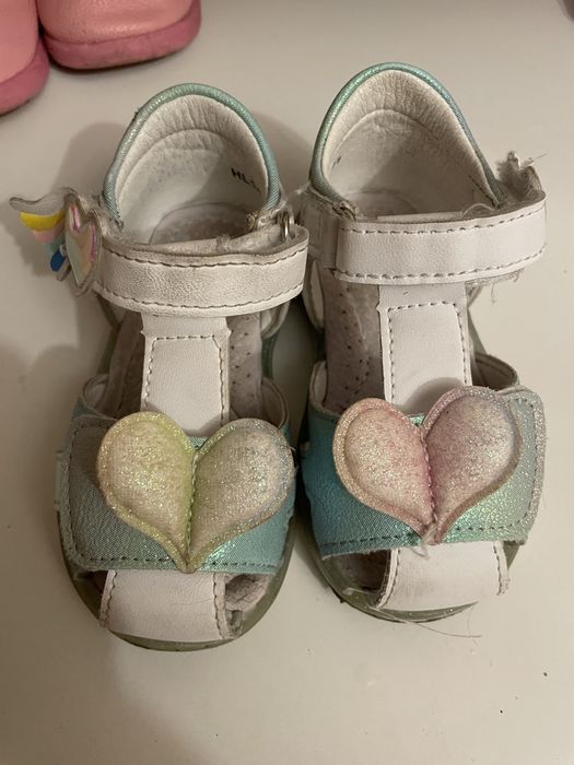 Дитячі босоніжки