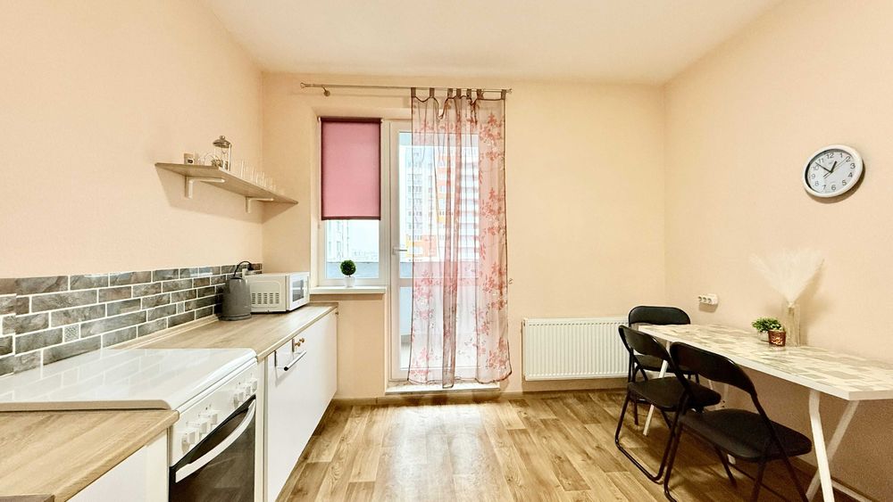 Двокімнатна квартира в ЖК Левада/ подобово/ метро Левада