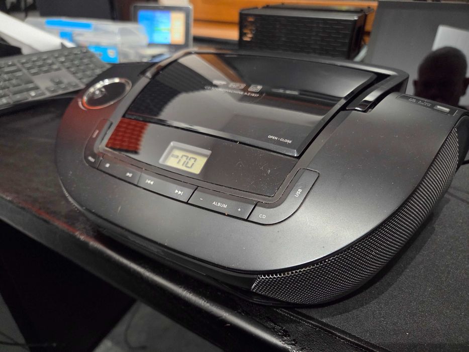 Odtwarzacz Philips az1837
