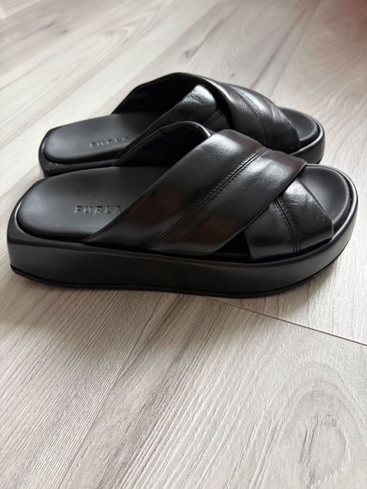 Klapki Furla r. 38