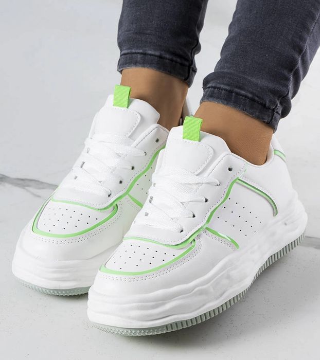 Białe sneakersy z zielonymi wstawkami Nettie