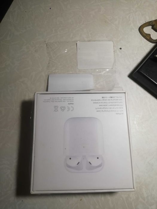 Apple airpods 2 generation 2019 a1938 + коробочка