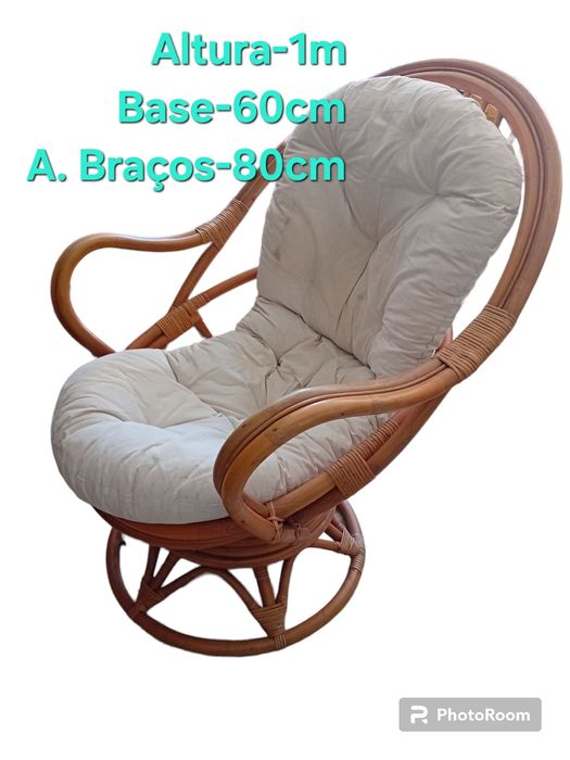 Cadeira de vime giratoria