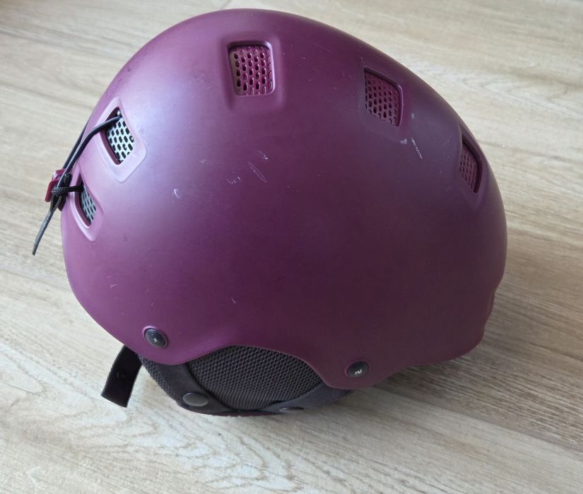 Kask narciarski widzę 52-54