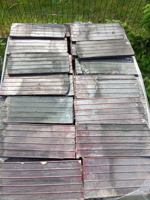 poniemiecka dachówka  karpiówka ceramiczna