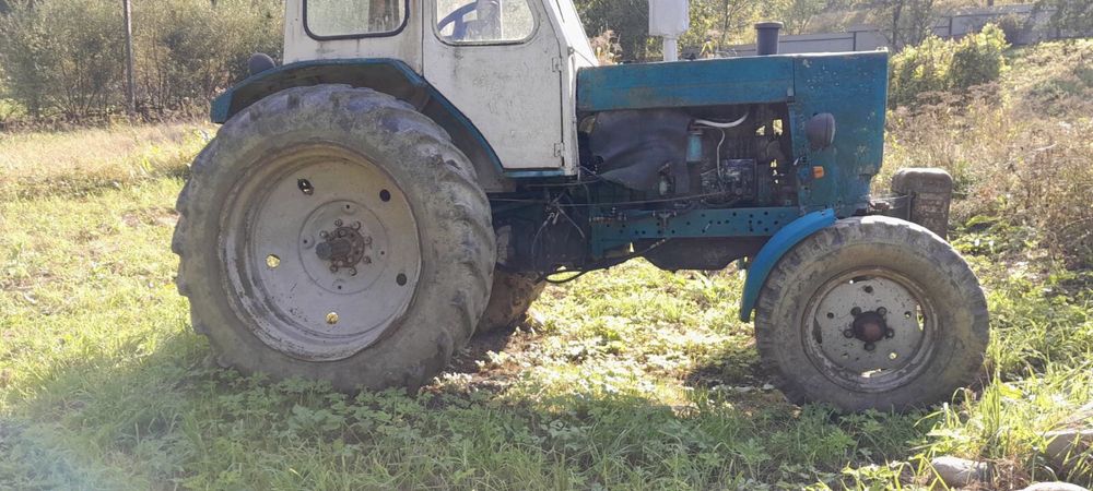 Трактор ЮМЗ 6Л з прицепом . Дзвоніть - за ціну домовимось