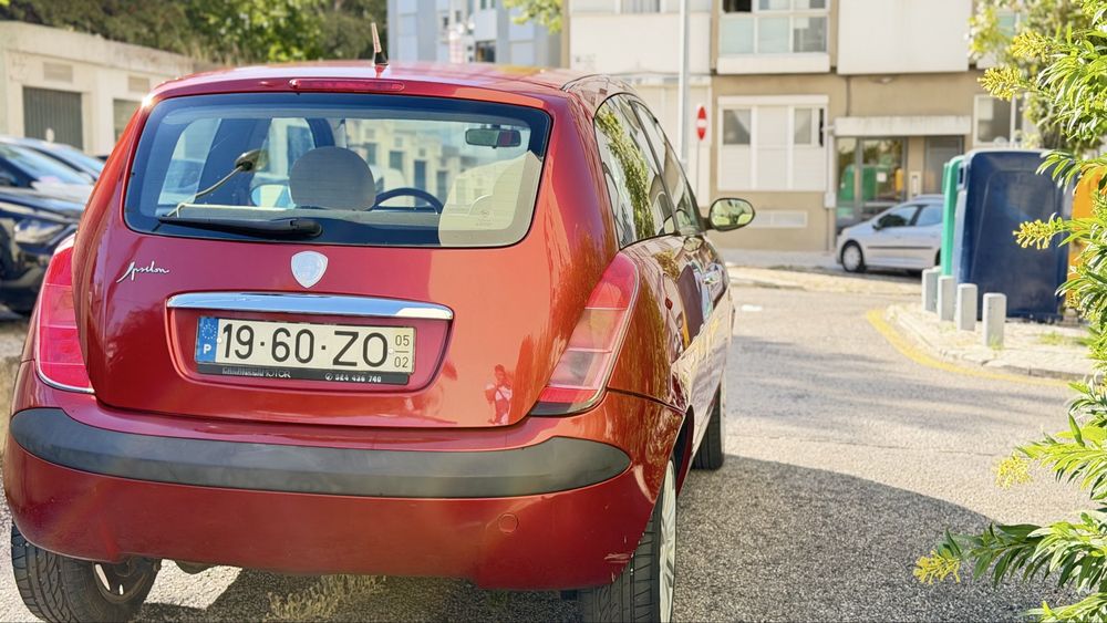 Lancia ypsilon 2005