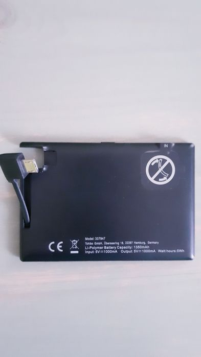 Power bank kieszonkowy.