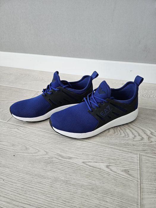 Продам Кросовки Armani