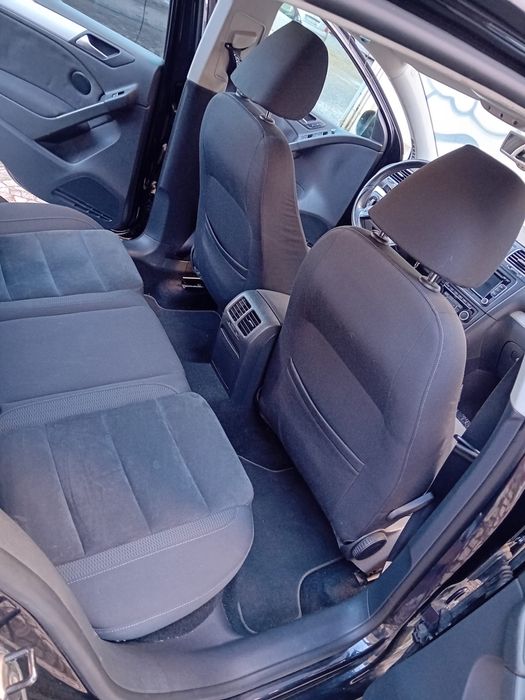 Volkswagen Golf 1.6 TDI 95cv de 2010 com 204000 km a 6.900€