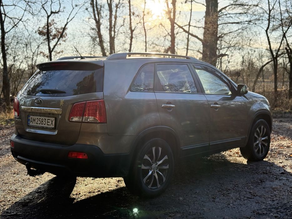 Kia Sorento 2010 VIN KNAKU811BB5110413 фото оголошення 8 з 9